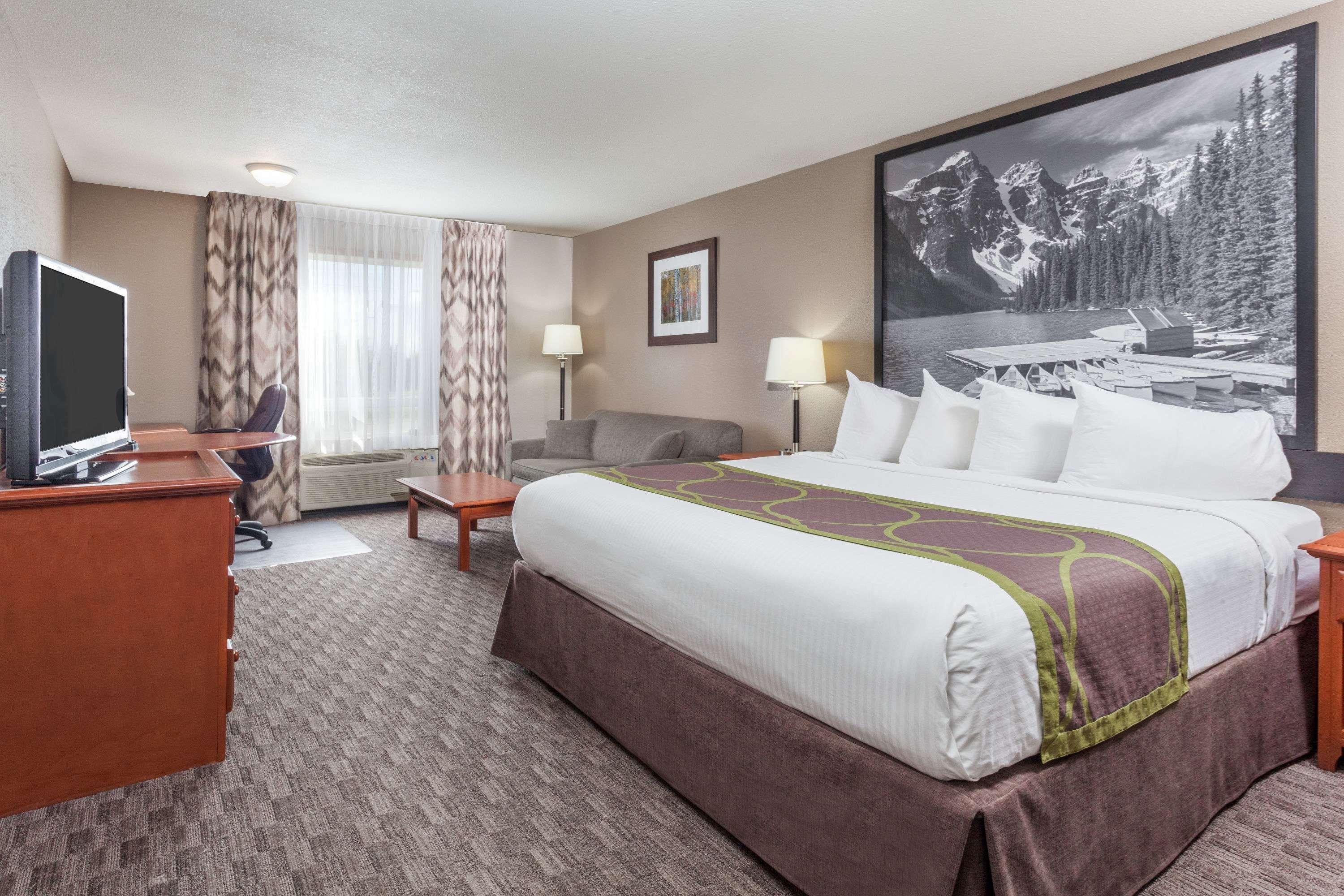 Super 8 By Wyndham Athabasca Ab Hotel Ngoại thất bức ảnh